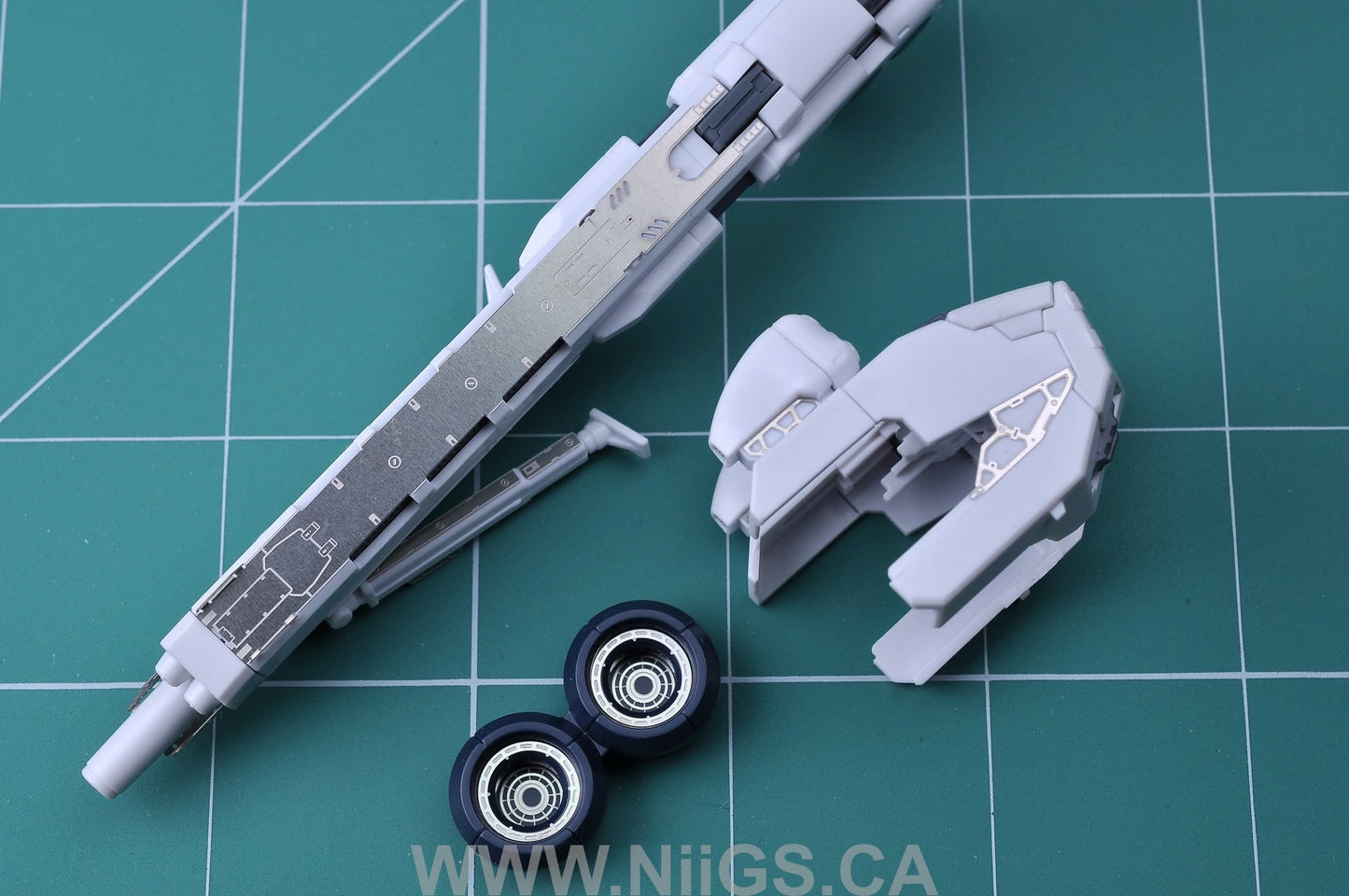 Madworks S20 Etching Parts for RG RX-93 Nu Gundam HWS Add-on (PB)