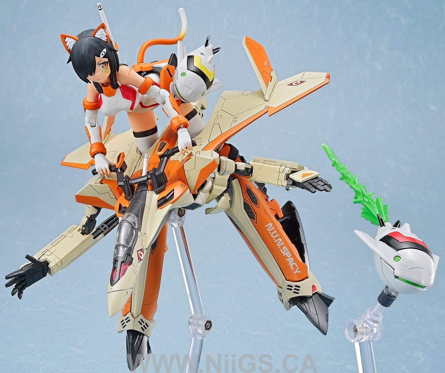 Aoshima V.F.G. MACROSS F VF-31D SKULD SP