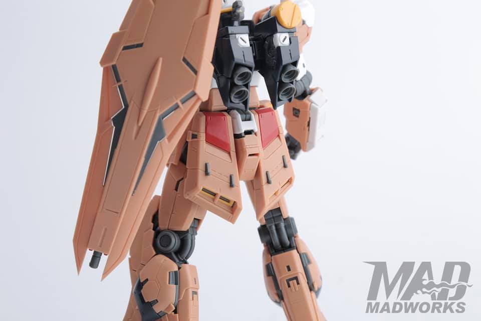 Madworks GK03-NU RG Nu Gundam Resin Conversion Kit