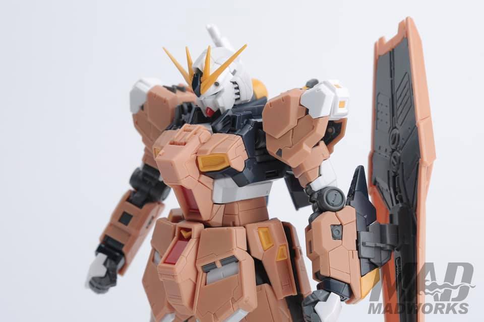 Madworks GK03-NU RG Nu Gundam Resin Conversion Kit