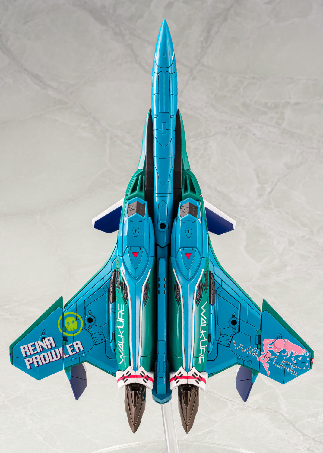 Aoshima V.F.G Macross Delta Walkure Reina Prowler