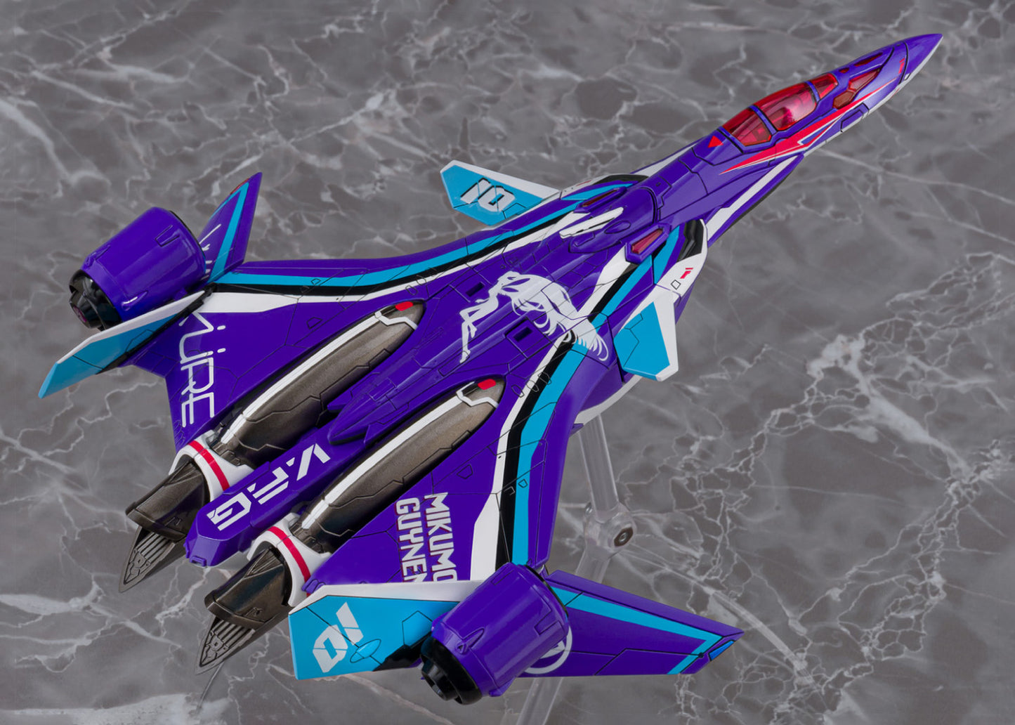 Aoshima V.F.G. #MC-17 Variable Fighter Girls Macross Delta Walkure Mikumo Guynemer