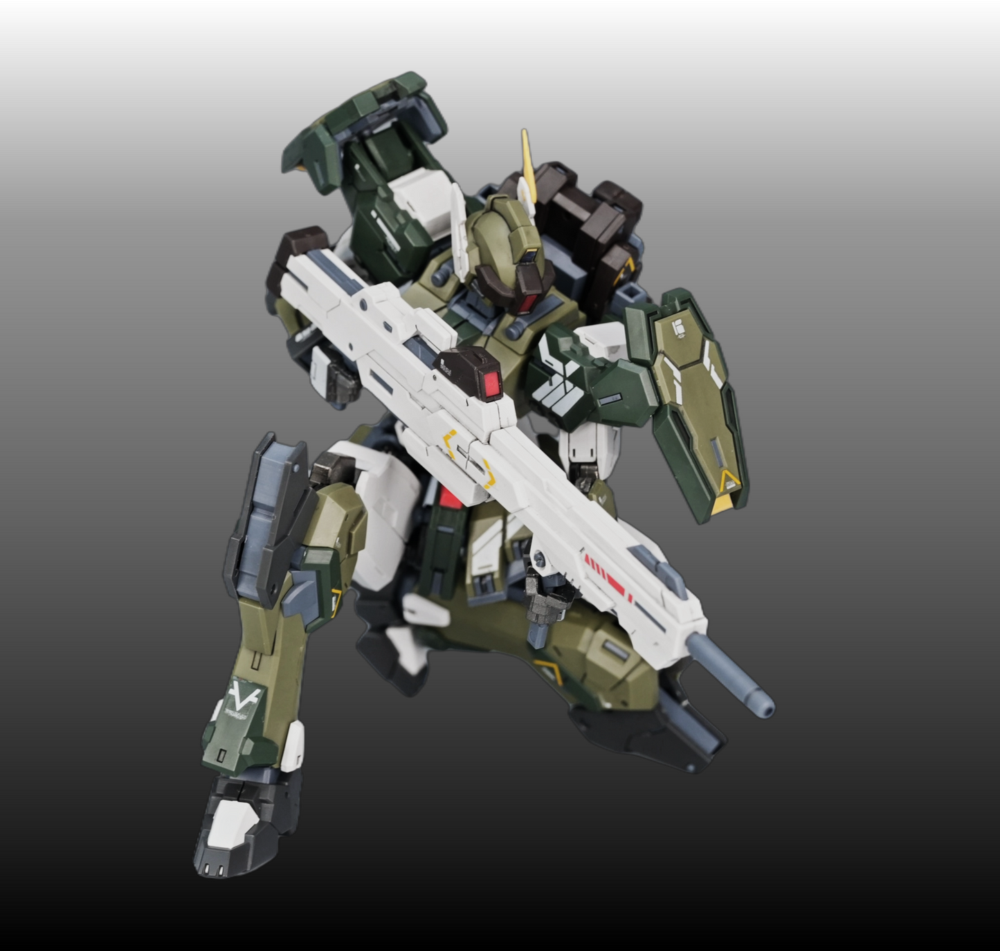 Entropy Play MH-002 (G) Blade hunter