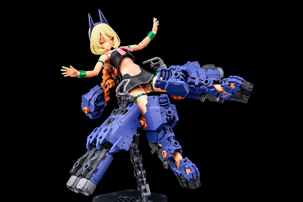 KOTOBUKIYA BUSTER DOLL TANK MIDNIGHT FANG