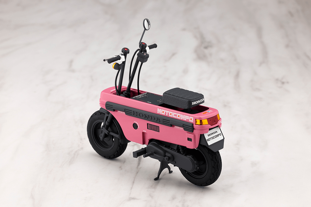 KOTOBUKIYA Emma Koishikawa 【Nocturne】 with Honda AB12 MOTOCOMPO