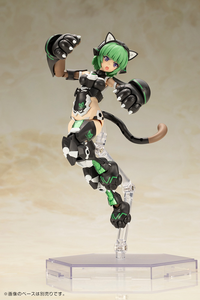 KOTOBUKIYA FRAME ARMS GIRL MAGATSUKI 〈CAT ARMOR Ver.)