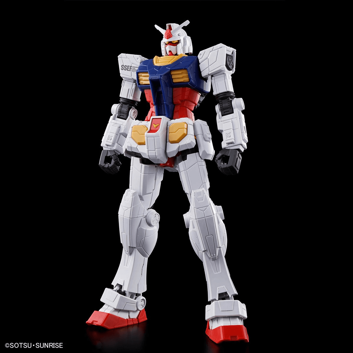 LIMITED ENTRY GRADE 1/144 RX-78F00/E GUNDAM