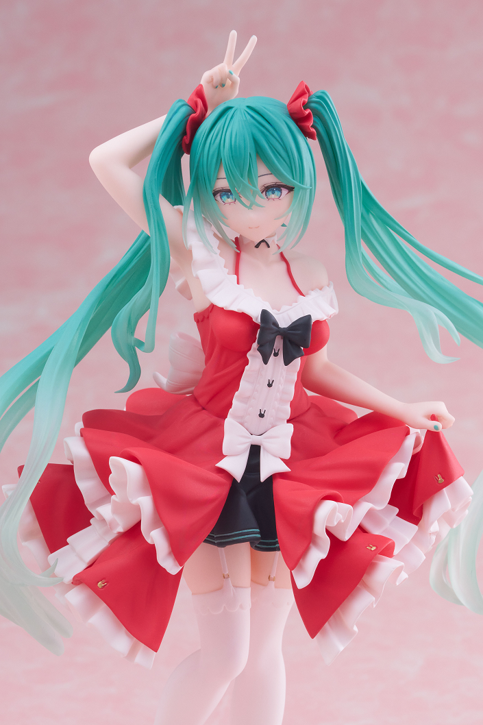 GSC x TAITO Hatsune Miku Figure - Fashion (Lolita Ver.)