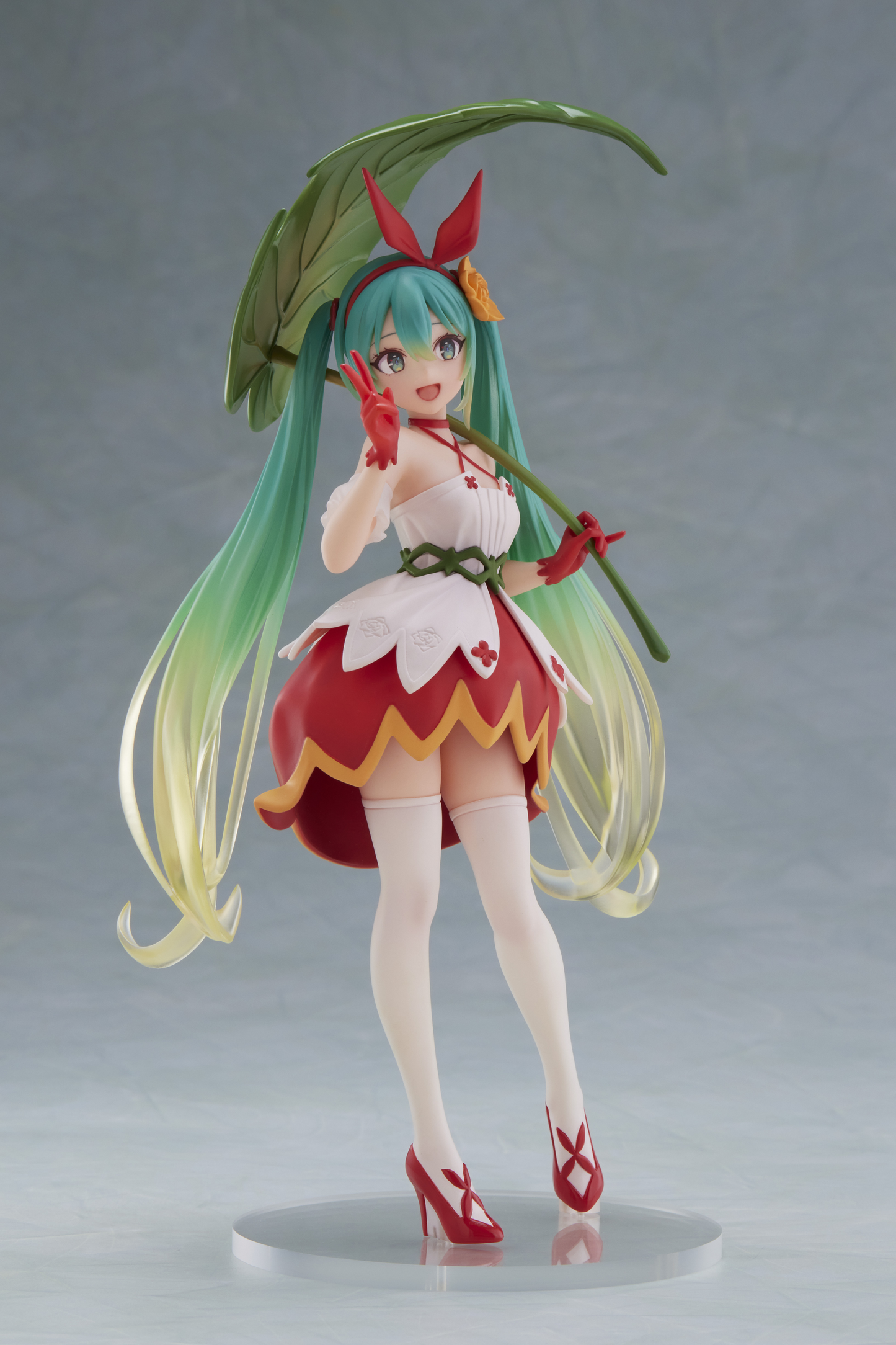 TAITO Hatsune Miku Wonderland Figure - Thumbelina