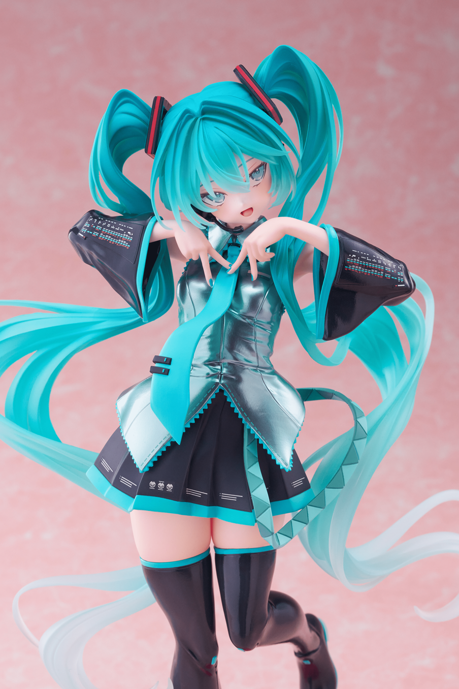 TAITO Hatsune Miku T-Most Figure