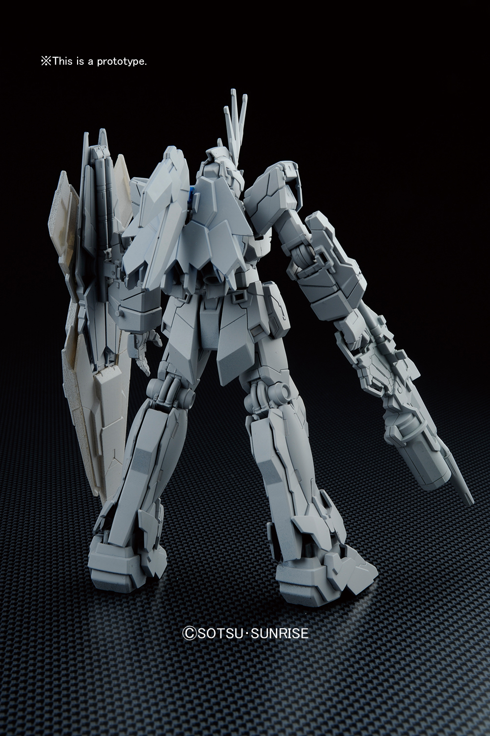 BANDAI HOBBY HGUC 1/144 #153 Unicorn Gundam 2 Banshee Norn (Unicorn Mode)