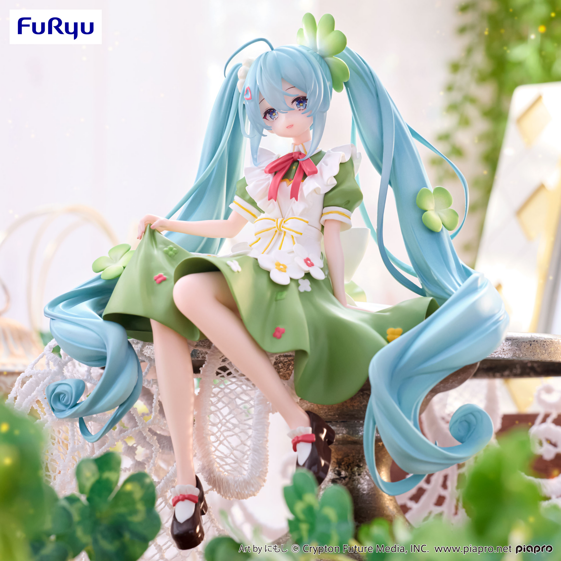 FuRyu Hatsune Miku Noodle Stopper Figure -Flower Fairy Clover