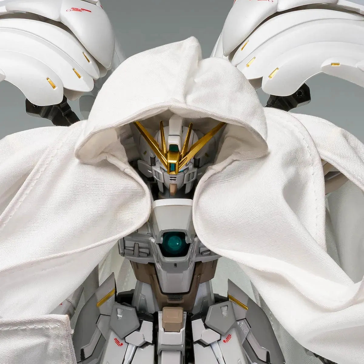 LIMITED GUNDAM FIX FIGURATION METAL COMPOSITE WING GUNDAM ZERO CLOAKED CUSTOM
