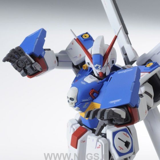 LIMITED Premium Bandai MG 1/100 Crossbone Gundam X3 Ver. Ka