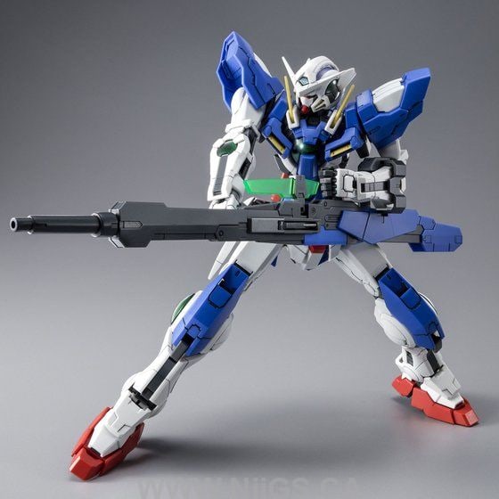 LIMITED Premium Bandai MG 1/100 Gundam Exia Repair III