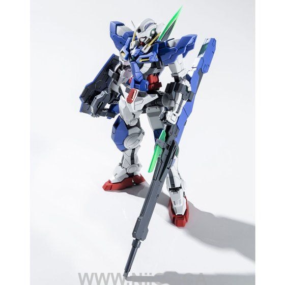 LIMITED Premium Bandai MG 1/100 Gundam Exia Repair III