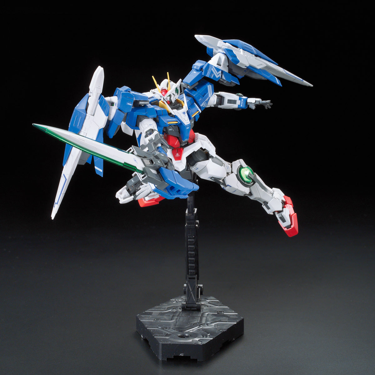 BANDAI Hobby RG 1/144 #18 GN-0000+GNR-010 OO Raiser