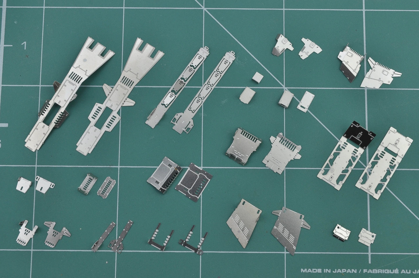 Madworks S03 Etching Parts for RG RX-93 Nu Gundam