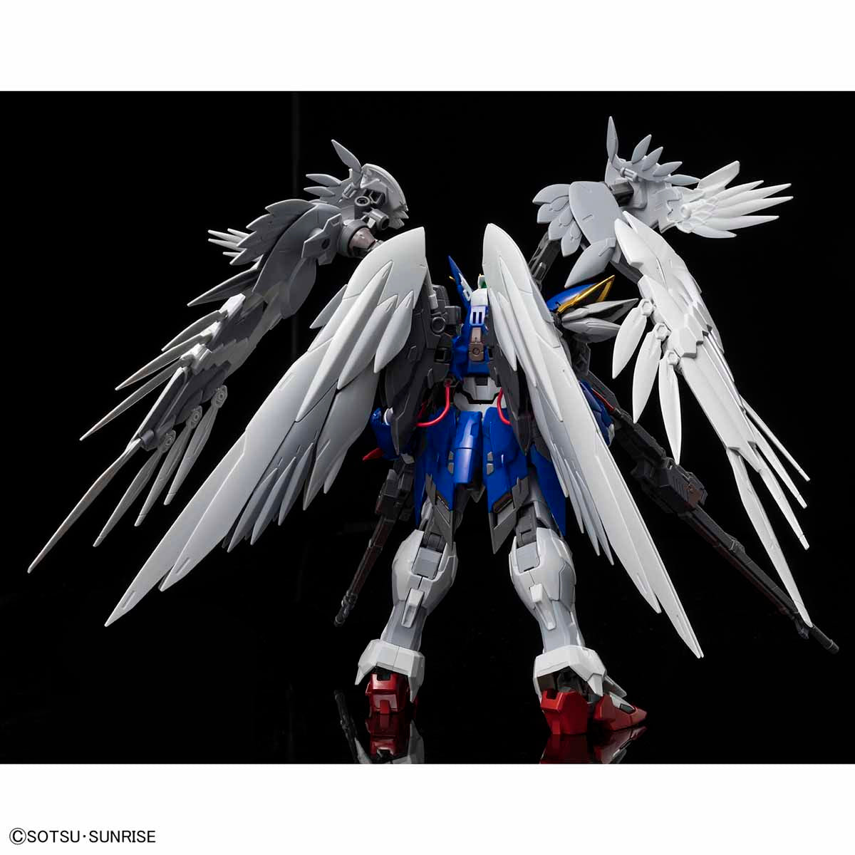 High-resolution Model 1/100 Wing Gundam Zero EW - Nii G Shop